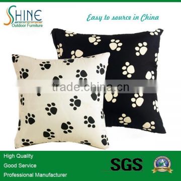 throw pillows cover with Footprints