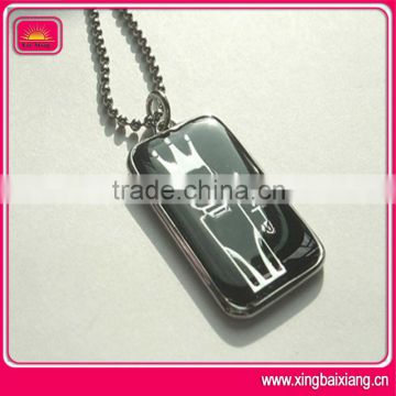 Fashion metal dog tag with resin surface