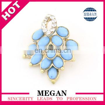Wholesale fashion colorful crystal rhinestone and acrylic button for suit decoration