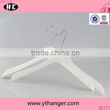 popular plastic clothes hanger with top level for coat