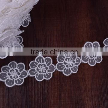 High quality embroidery chemical lace trim water soluble lace trim