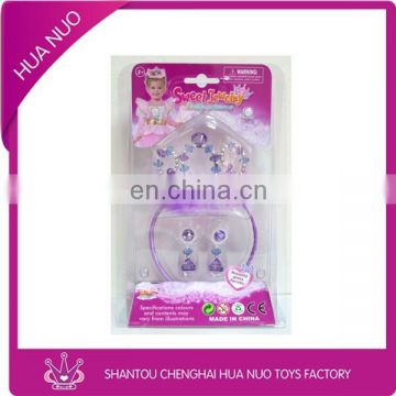 Wholesale toy jewelry fashion toy jewelry set toys crown & earrings