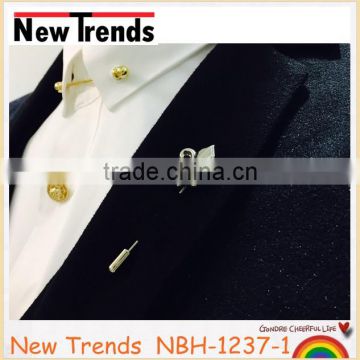 Cheap promotional spear brooches and pins 2015