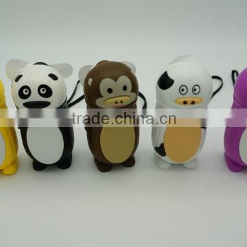 Mini plastic cartoon animals fan