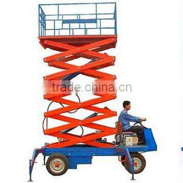 Self-propelled hydraulic scissor elevating platform