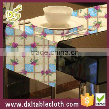 2015 high quality wholesale printed wedding table runner