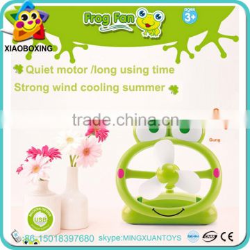 Summer toys 2016 portable qt usb fan with water spray