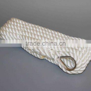 plastic rope twisting