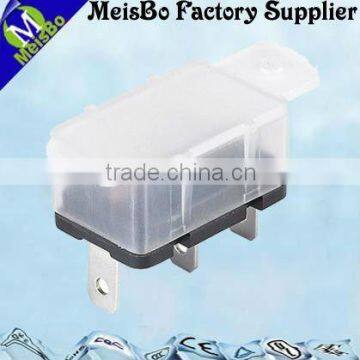 White plastic reset CE auto circuit breaker