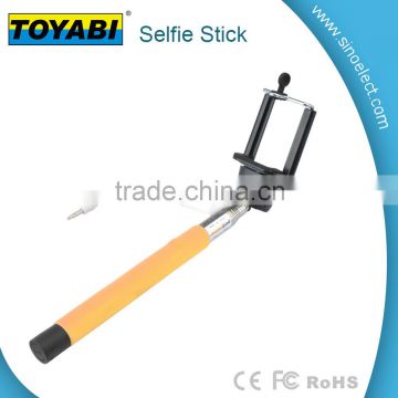 Extendable handheld selfie stick for iPhone, Samsung and newer smartphone