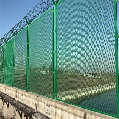 Corrosion resistant and anti-aging bridge anti throwing net, highway guardrail net