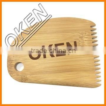 Surboards customized logo bamboo wax comb in surfingg with free logo and sharp edge easily remove wax