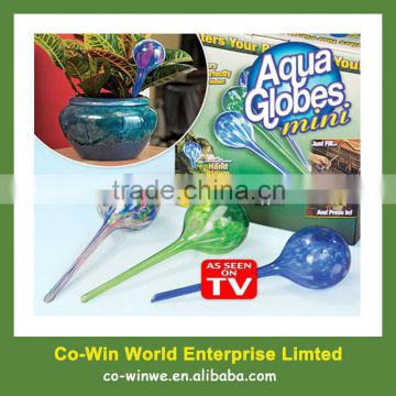 waters plants perfectly Aqua Globes, plastic warter globes