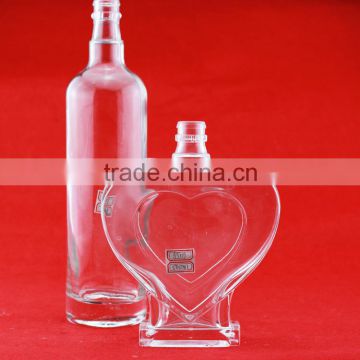High quality 500ml glass bottle heart shape bottle round juice bottle