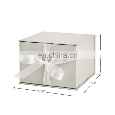 Luxury gift box with ribbon gift boxes with ribbon closure Paper Gift Packaging Boxes with ribbons
