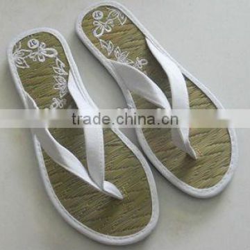 flat heel women straw slippers wholesale