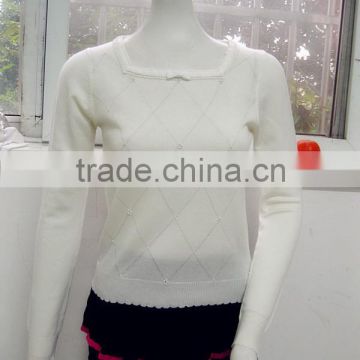 Sweet u-neck knitting wear lady beaded white knitted winter pullover