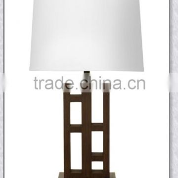 UL CE Listed wooden Table Lamp With Base Switch And Outlets For Hotel XC-045