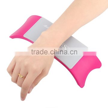 Comfortable Plastic & Silicone Nail Art Cushion Pillow Salon Hand Holder Nail Arm Rest Manicure Accessories Tool Equipment