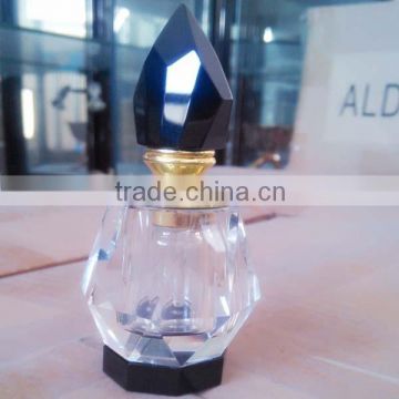 2016 Popular & charming crystal glass perfume bottle