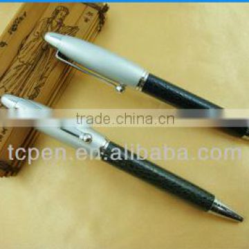 2012 new design promotitional metal leather roller pen