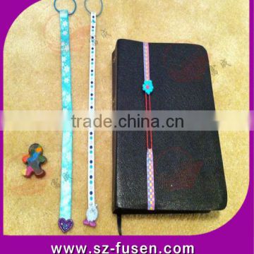 Self-Locking Nylon hook and loop book strap