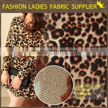 new fashion leopard 100% rayon challis print fabric wholesale for ladies' dress shirt animal print dress , 30*30/68*68