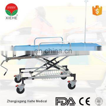 Emergency bed carrying wounded person