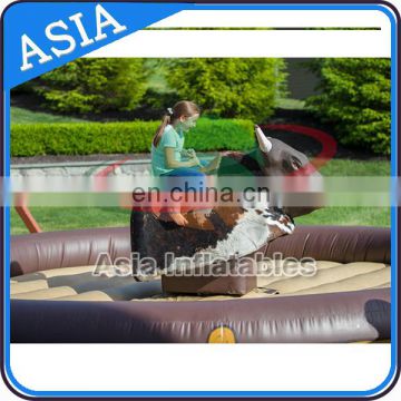 Sea Shipping Mechanical Rodeo Bull With Inflatable Mattress Interactive Game For Amusement Park