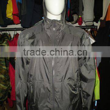 2015 WHOLESALE OEM Ultra light hooded Raini Jacket 10000/10000 waterproof/breathable