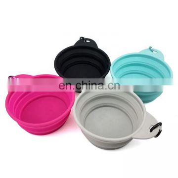 Convenient dog bowl with mountaineering hook folding bowl