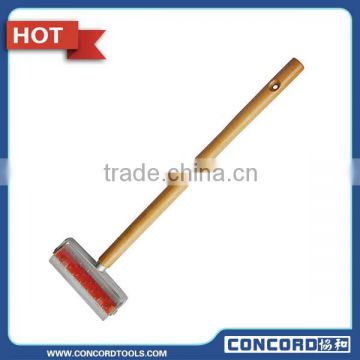 Perforator roller with wooden handle/ spiked roller