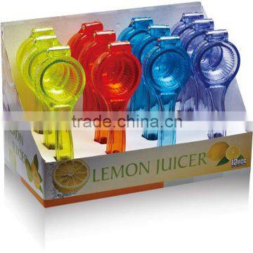 plastic leomon tongs