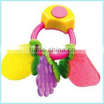 2015 High quality safe material new style Silicone Baby music Teether ring