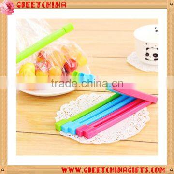 Fancy kitchenware plastic food sealing clamp/snack clip