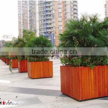 Square solid wood flower planter modern outdoor planter