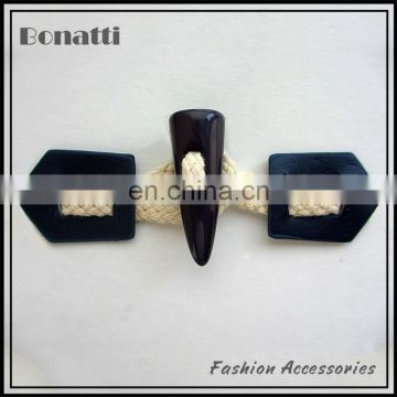 fancy PU leather horn toggle buttons