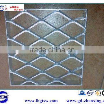 Factory direct galvanized checker plate floor grating with 6mm cross bar