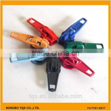 Hot Sale 3# Nylon Slider Key Lock Zipper Pin Lock Slider