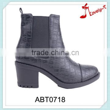 Special design woman high quality insolent work elastic band motorcross mid heel boots