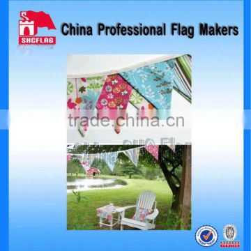 Christmas Colorful Fabric Bunting And Pennant Flags                        
                                                Quality Choice