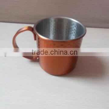 Stainless steel hammered cup with handle in spray painted color