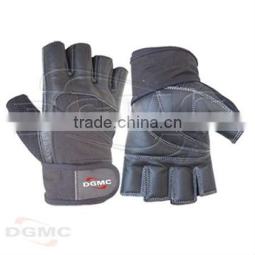 Gym fitness woman gloves