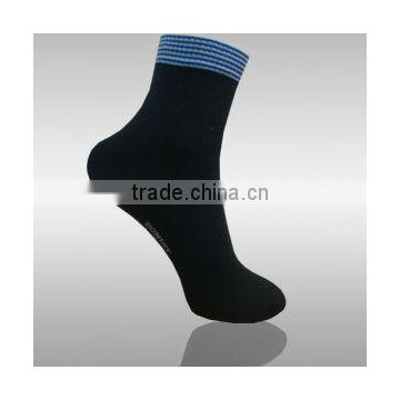 New design soft 100% cotton half-calf sports socks