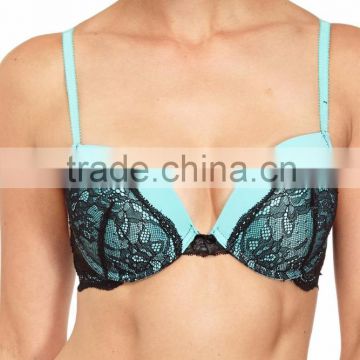 Hot Sale Sexy T-shirt Padded Bra with Lace on the Cups and Wings