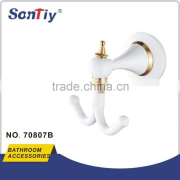 Good Qality Luxury Series White Plated Cloth Hook