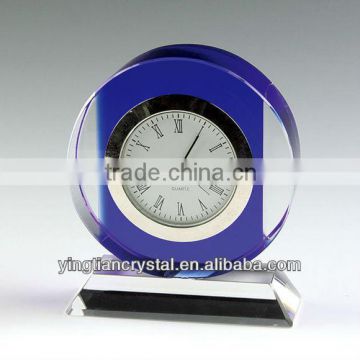 Round shape crystal table clock