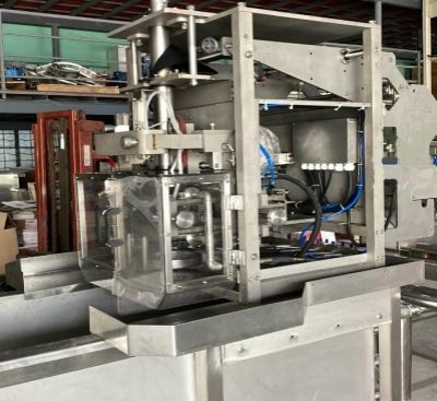 Highly automated production process, high-quality hot melt adhesive products