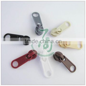 nylon zipper sliders manufacturer