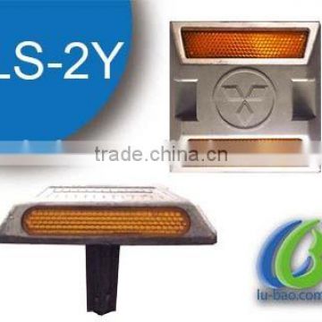 Lubao Reflective Aluminium solar led Road Stud with Cat Eye CE/IP68/RoHS